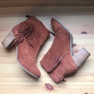 TOMS Suede Ankle Boots (8.5)